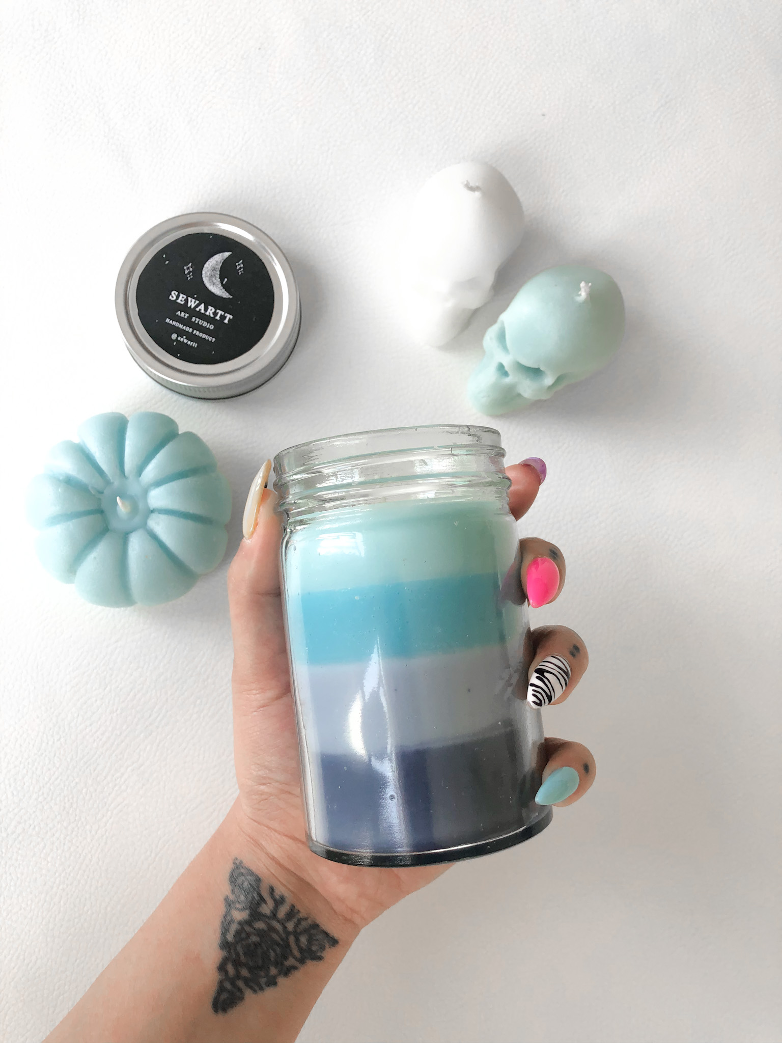 شمع جار چند رنگ معطر