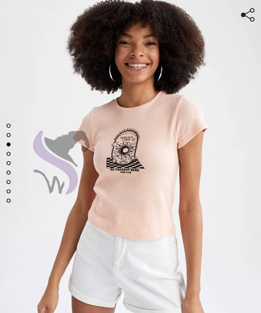 تیشرت گلبهی جادویی