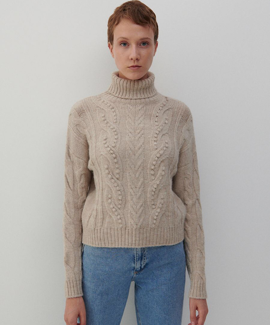 بافت یقه اسکی نسکافه ای Reserved