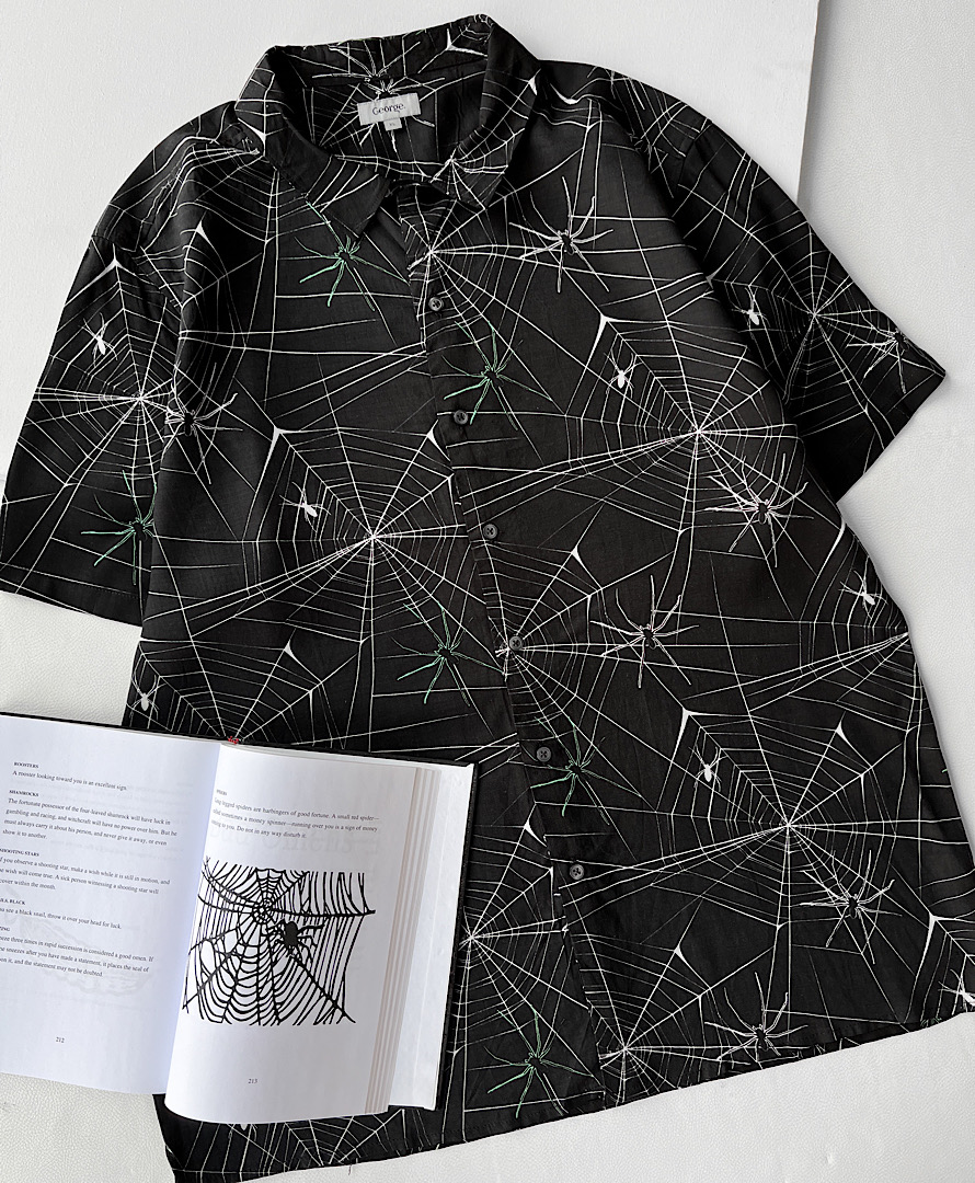 پیراهن هاوایی طرح عنکبوت