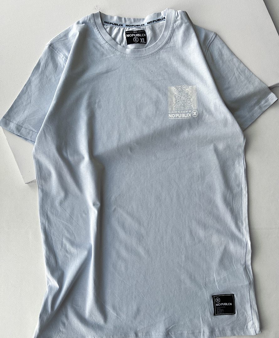 تیشرت آبی nopublik