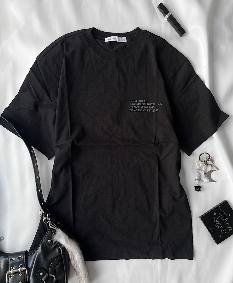 تیشرت مشکی بیسیک نوشته دار