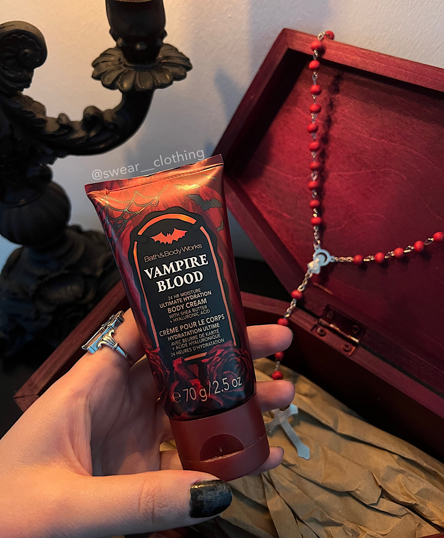 بادی لوسیون vampire blood